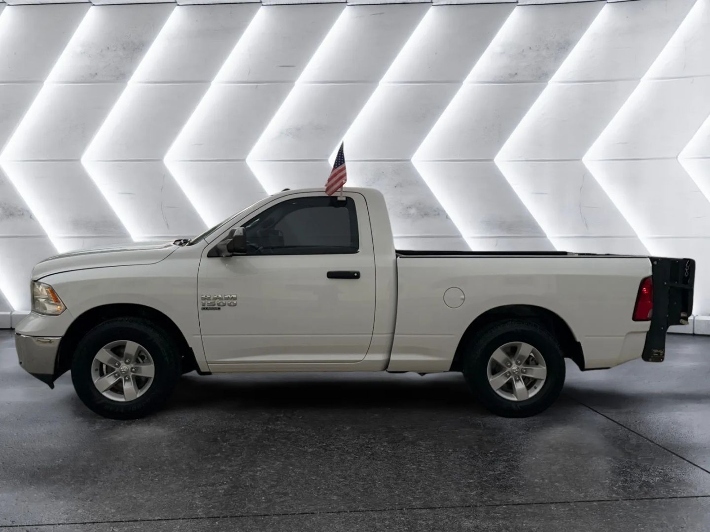 ram ram 1500 classic 2019 3C6JR6AG1KG507777 image ram ram 1500 classic 2019 3C6JR6AG1KG507777 image